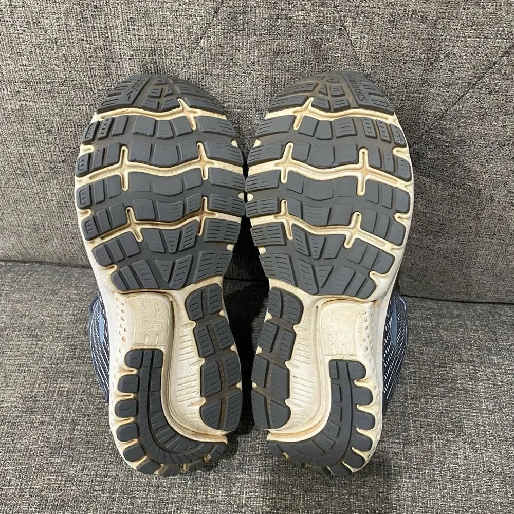 Brooks Ghost 12 Running Sneakers Women Size 9